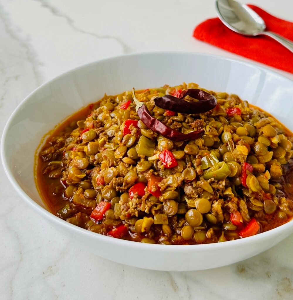 Kıymalı Yeşil Mercimek Yemeği Tarifi