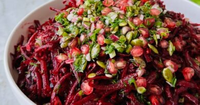  Çiğ Pancar Salatası Tarifi, Kişniş, Nar, Portakal, Chezmaman  Çiğ Pancar Salatası