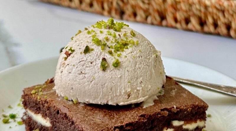 Beyaz Çikolatalı Brownie Tarifi