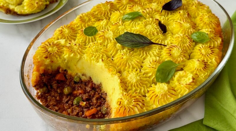 Cottage Pie Tarifi (Fırında Kıymalı Patates)