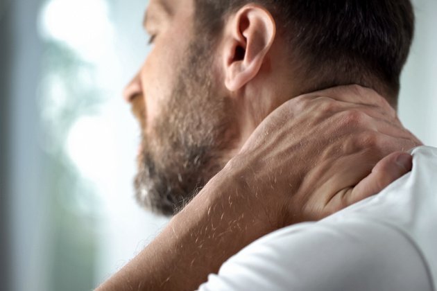 Boyun Fıtığı: Tanımı, Nedenleri, Belirtileri ve Tedavi Yöntemleri