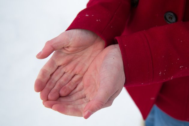 Raynaud Sendromu Hakkında Bilgi | Anadolu Sağlık Merkezi Hastanesi